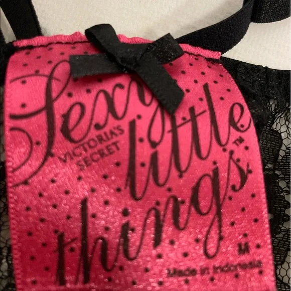 Victoria Secrets medium - Picture 5 of 6